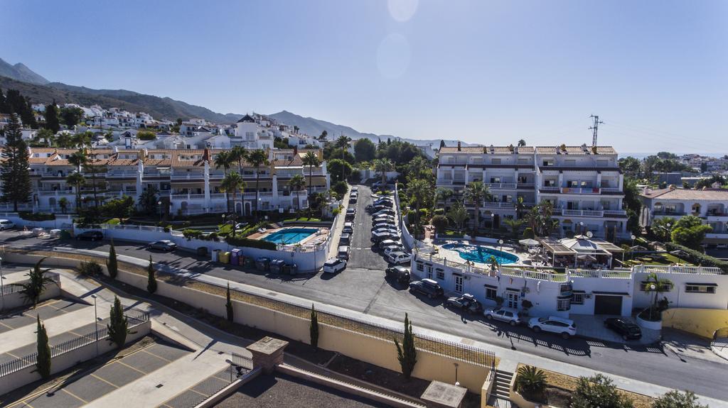 Apartamentos Las Rosas De Capistrano Nerja Eksteriør bilde